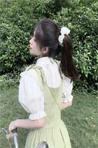 穿越后，我成了全家团宠