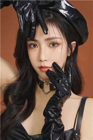 畅销小说快穿：美强惨又被病娇强制爱了