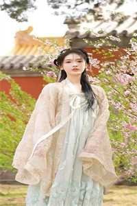 兄弟父亲六十大寿，老婆跑去敬媳妇茶赵晚伊阿坤全文免费